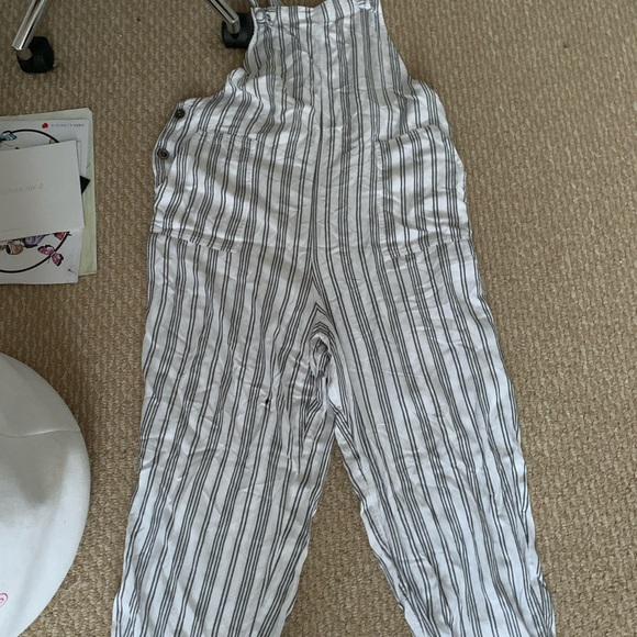 Hollister jumpers - 22 each - Picture 8 of 12